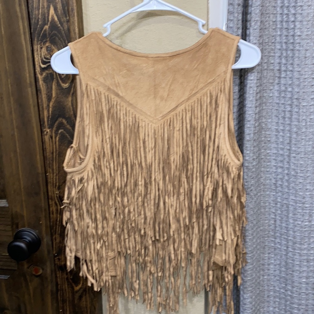 Size Small fringe fox suede vest!